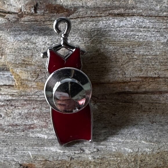 Vintage Swarovski Signed Swan Red Dress On Hanger Tack Pin - Picture 7 of 12